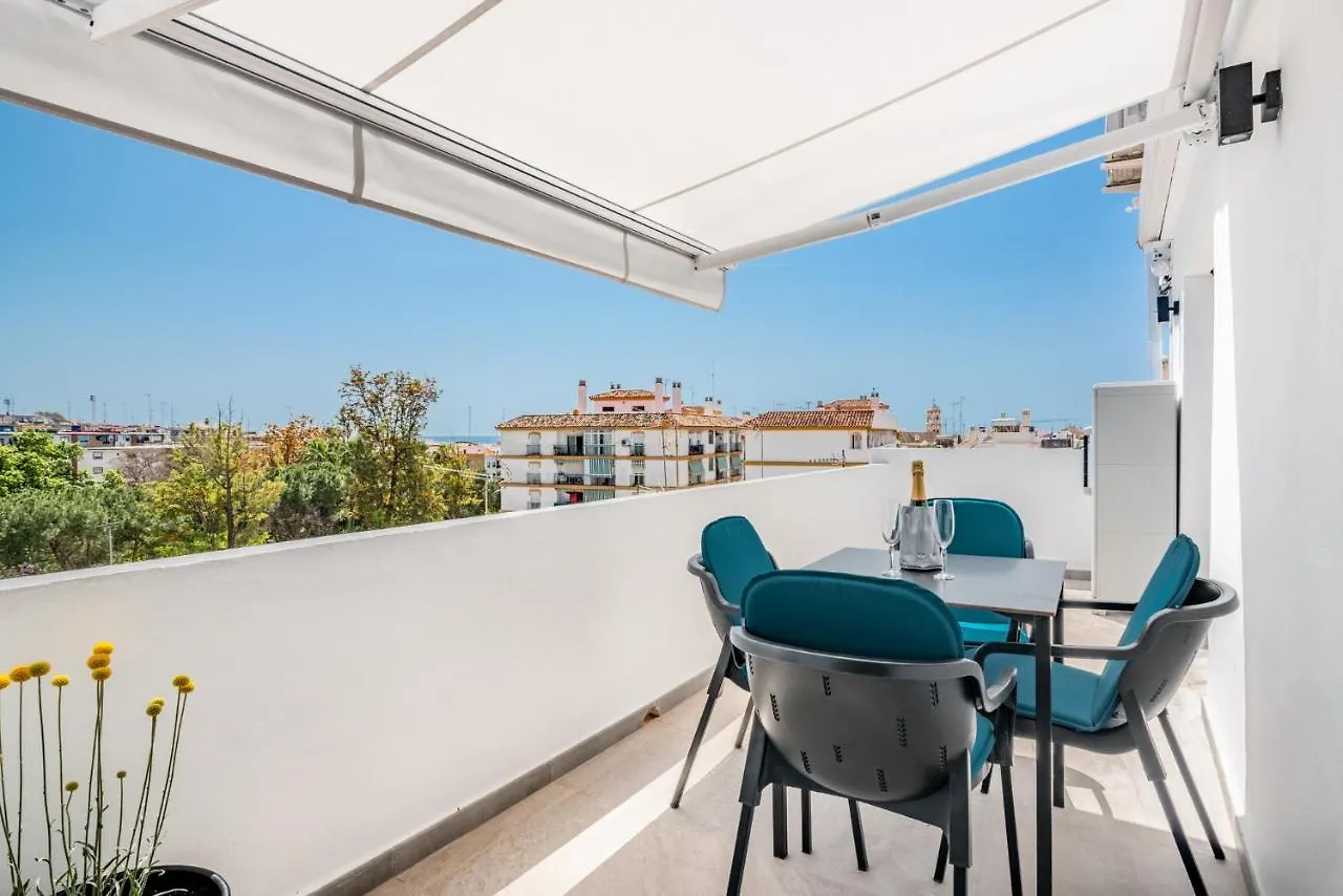 Atico En Casco Antiguo Lägenhet Marbella